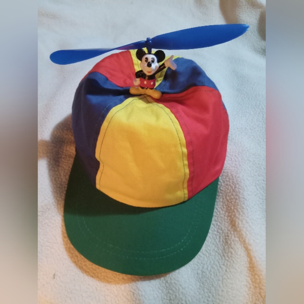 Adult Mickey Mouse Propellar Hat
